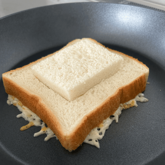パンをのせる